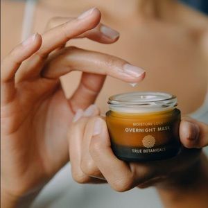 NEW True Botanicals Mask